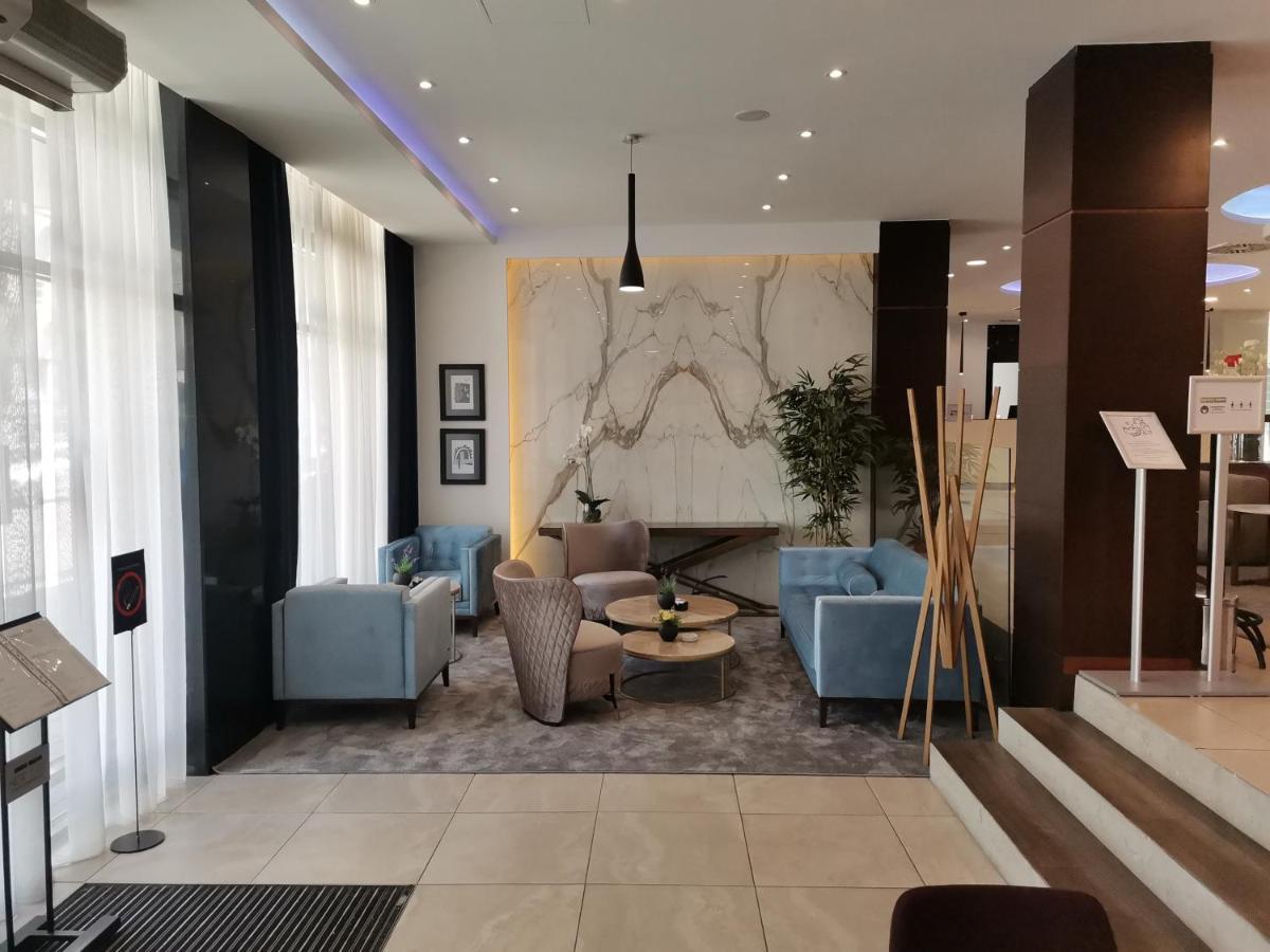 New City Hotel & Restaurant Ni Exterior foto
