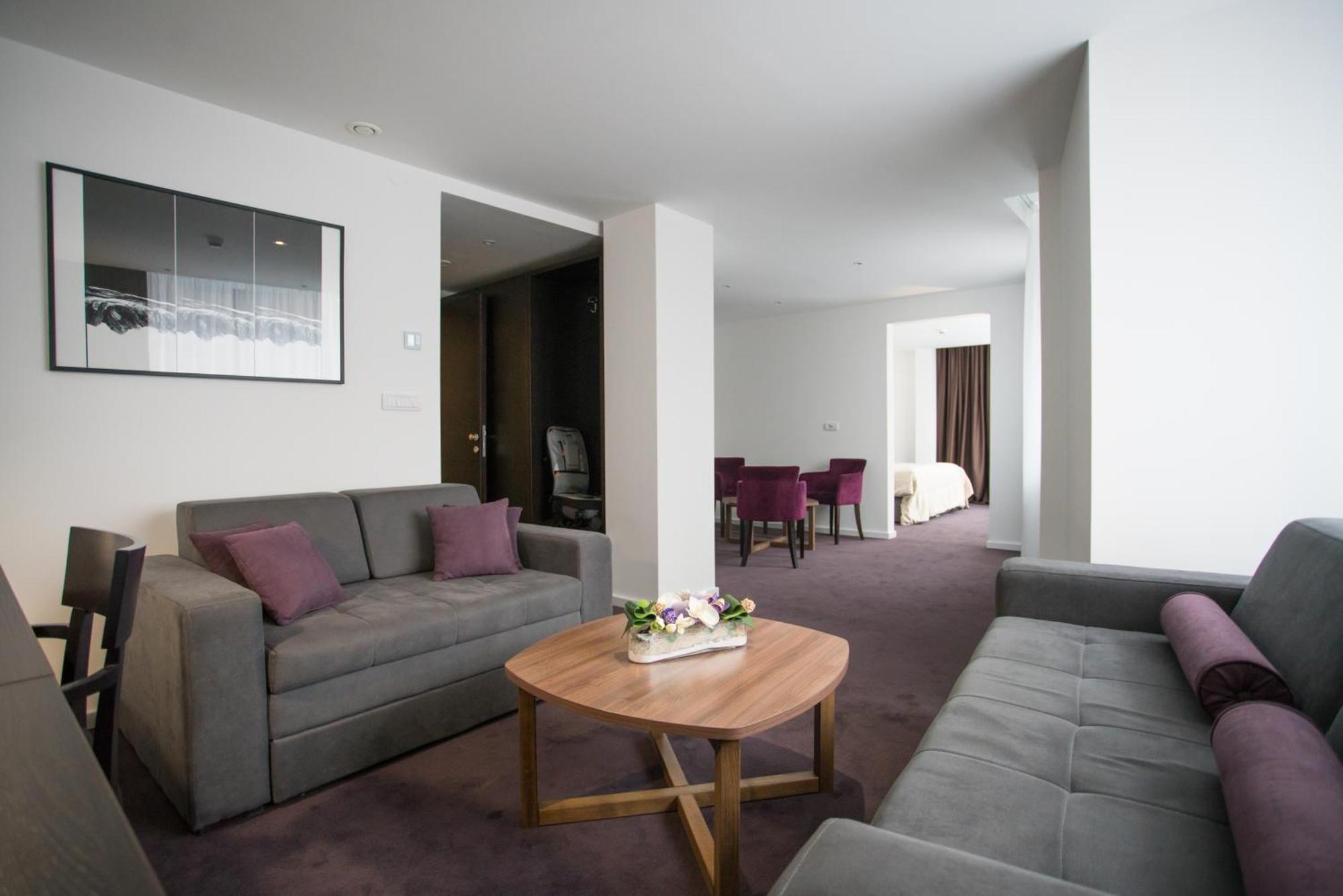 New City Hotel & Restaurant Ni Habitación foto