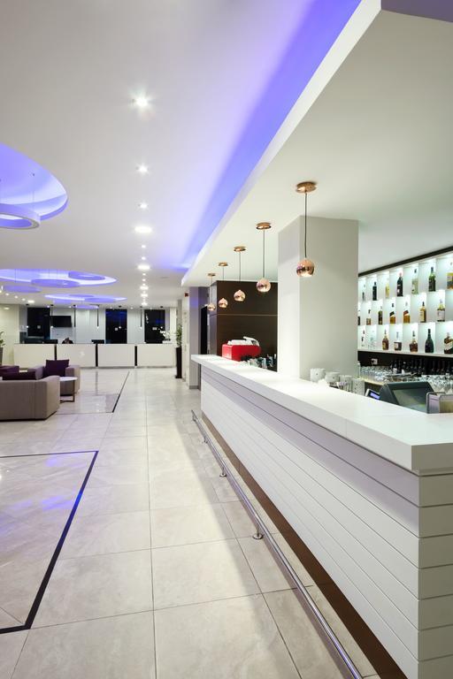 New City Hotel & Restaurant Ni Exterior foto