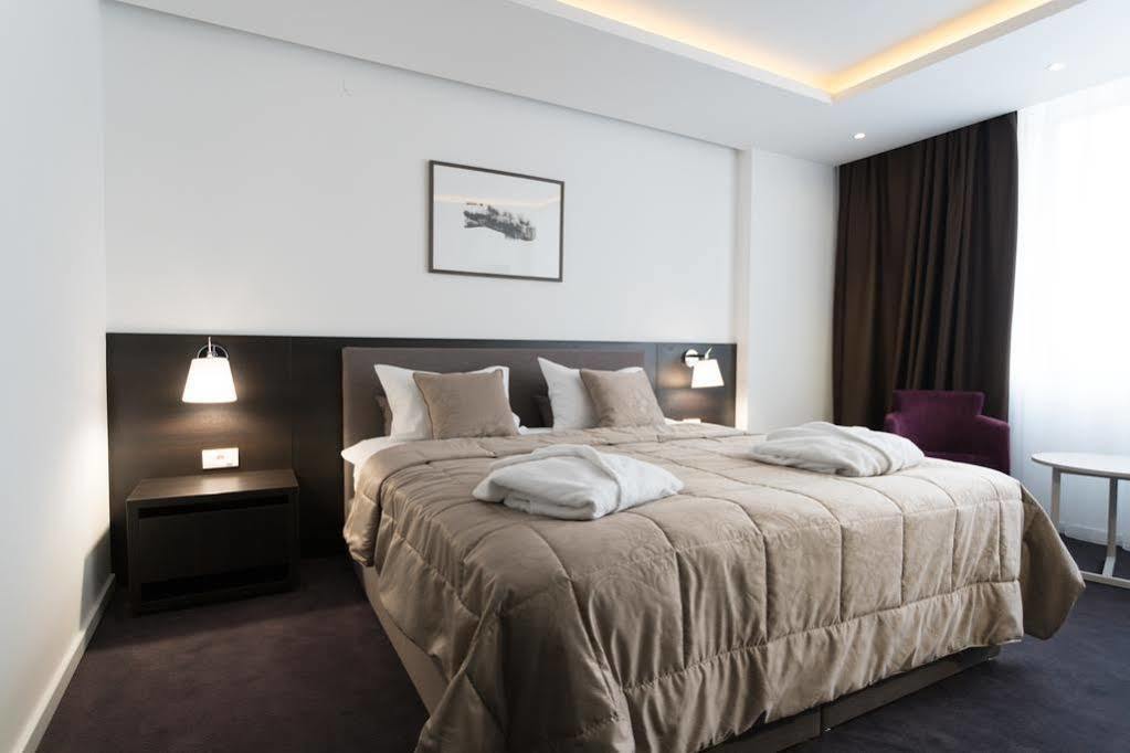 New City Hotel & Restaurant Ni Exterior foto