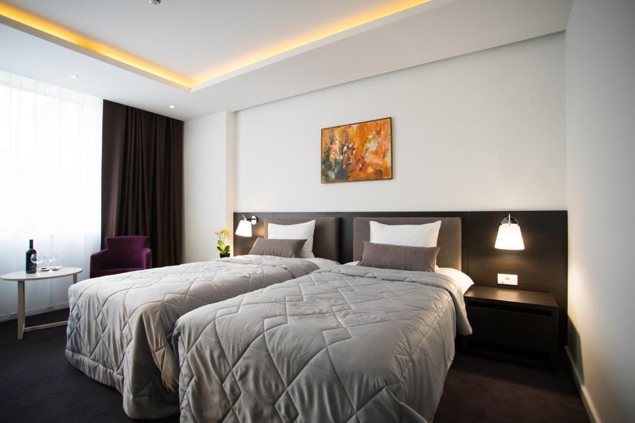 New City Hotel & Restaurant Ni Exterior foto